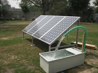 Máy bơm nước sử dụng năng lượng mặt trời